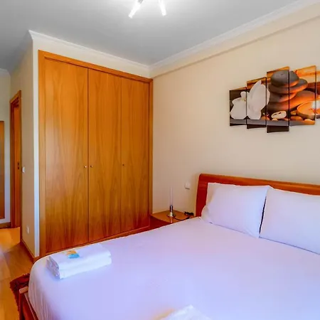Apartment Private Front With Pool Sao Felix da Marinha